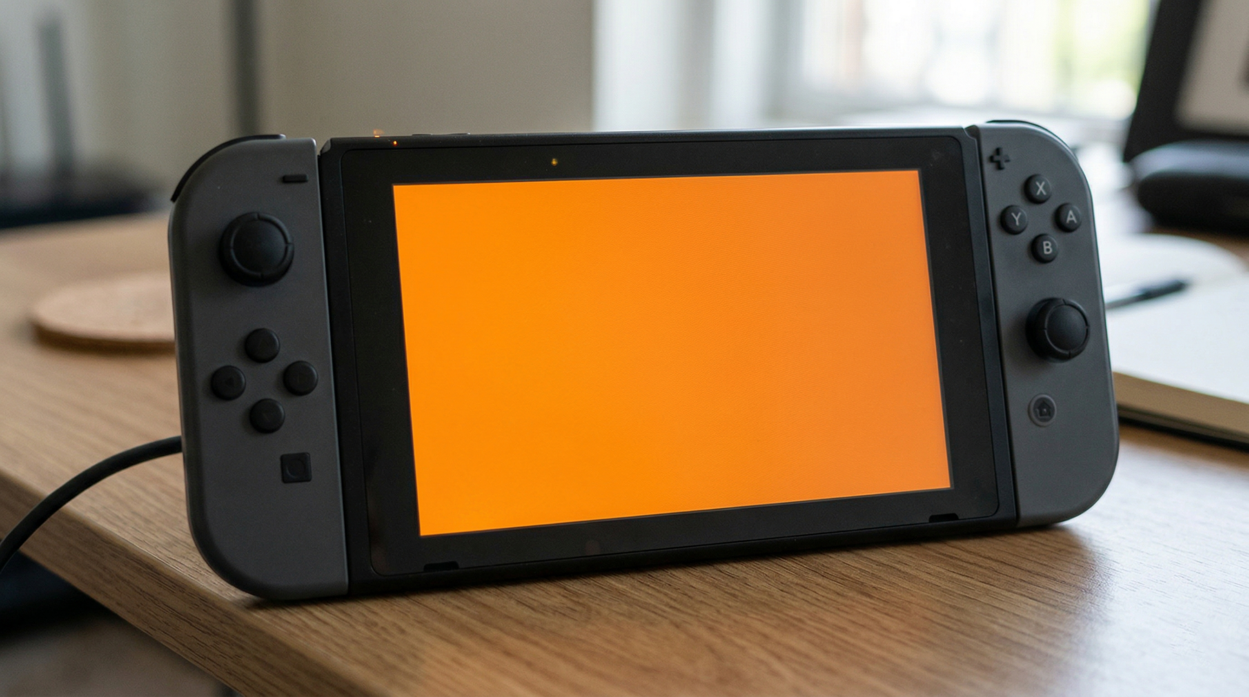 Switchのオレンジスクリーン故障の原因と対処法｜一面オレンジで固まる時の直し方・修理目安