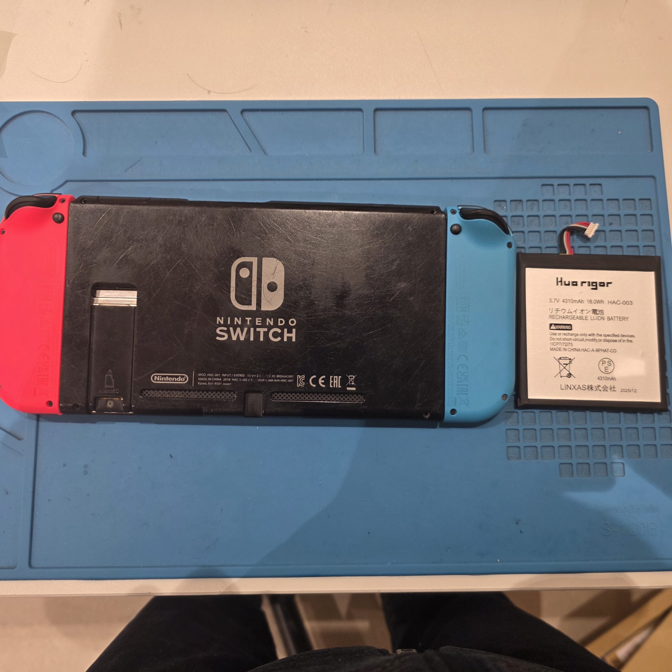 Nintendo Switch バッテリー交換のご案内です！